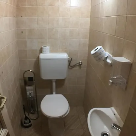 Bed & Breakfast Patavar Panzio Etterem