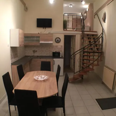 Bed & Breakfast Patavar Panzio Etterem Gyongyospata