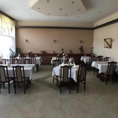 Patavar Panzio Etterem 3* Gyongyospata