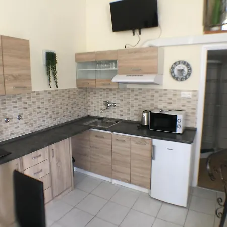 Patavar Panzio Etterem 3*
