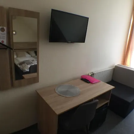 Patavar Panzio Etterem 3* Gyongyospata