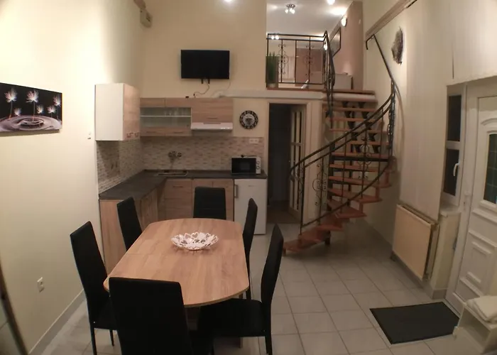 فندق مبيت وإفطار Patavar Panzio Etterem Gyongyospata