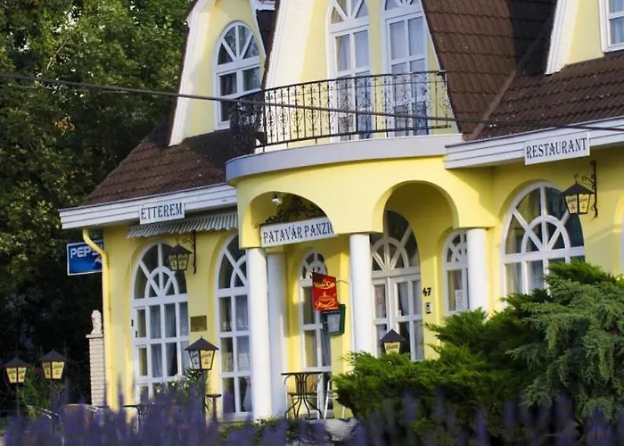 Patavar Panzio Etterem 3*