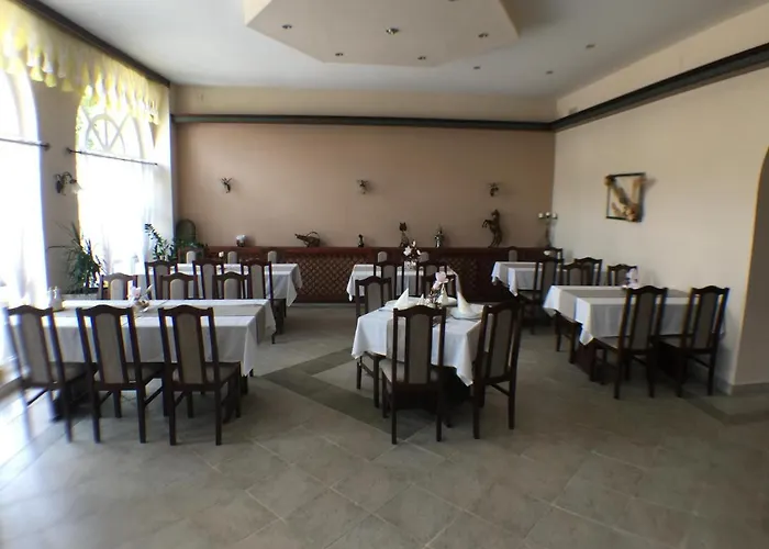 Patavar Panzio Etterem 3* Gyongyospata