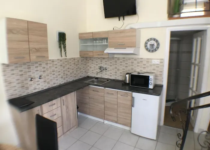 Patavar Panzio Etterem 3*