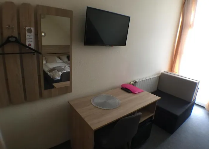 Patavar Panzio Etterem 3* Gyongyospata